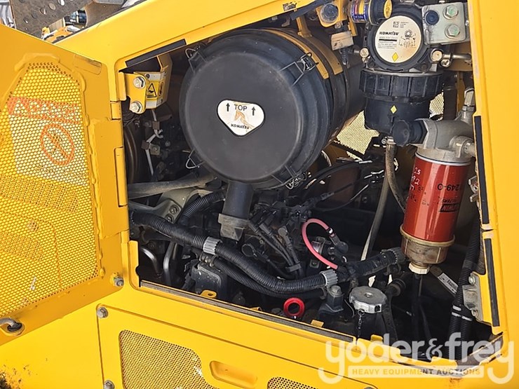 2021-komatsu-d61px-24-image-37
