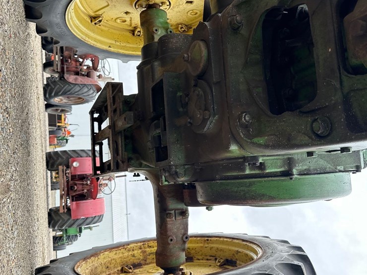 john-deere-720-image-15