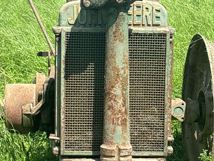 john-deere-model-b-image-9