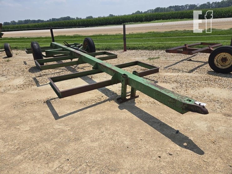bale-trailer-for-6-bales-w/-bale-stabber-3773-image-1