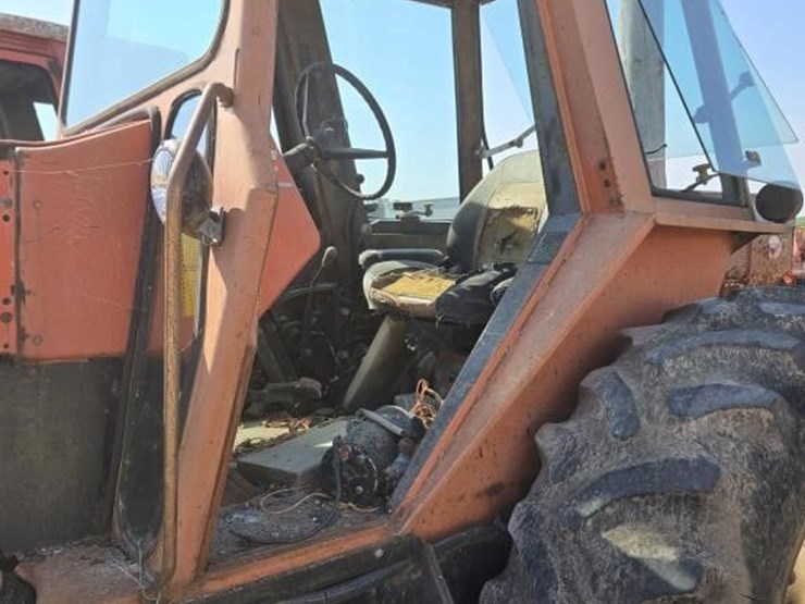 allis-chalmers-7020-image-13