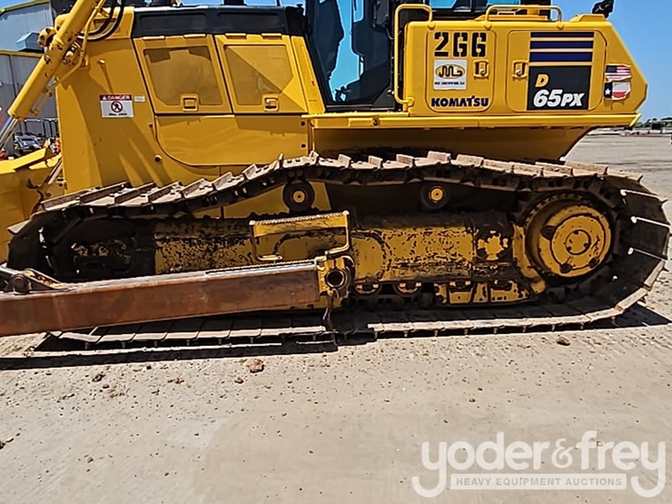 2021-komatsu-d65px-18-image-9