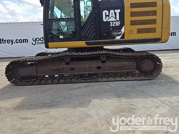 2015-caterpillar-329fl-image-10