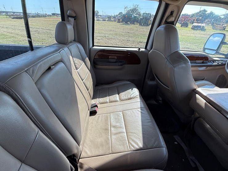 2004-ford-f250-image-21