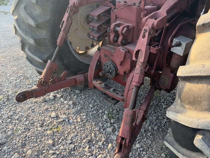 allis-chalmers-7060-image-9