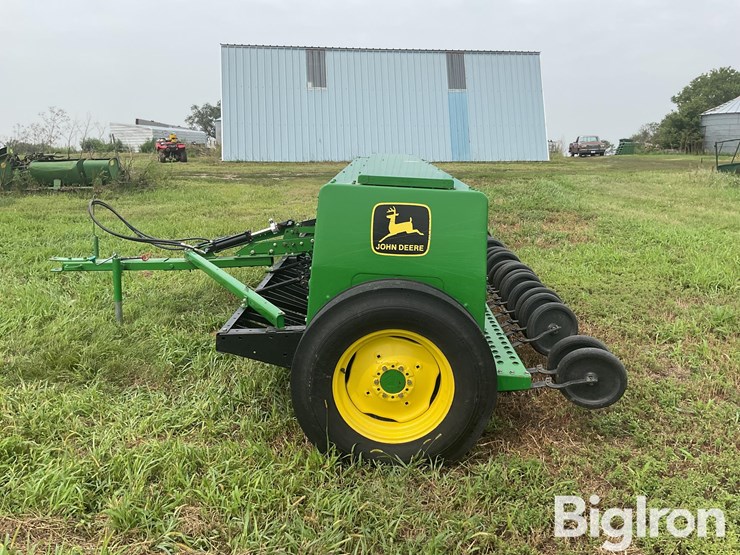 john-deere-450-image-8