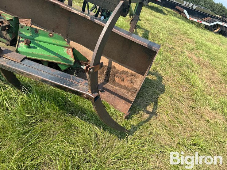 farmhand-f248-image-12