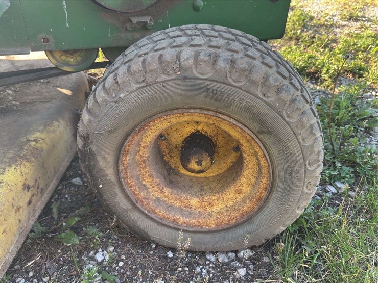 john-deere-112-image-13