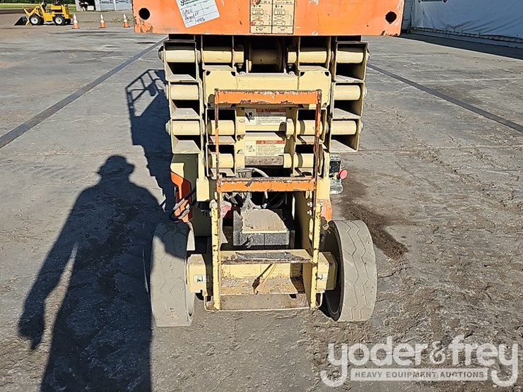 jlg-2632es-image-12
