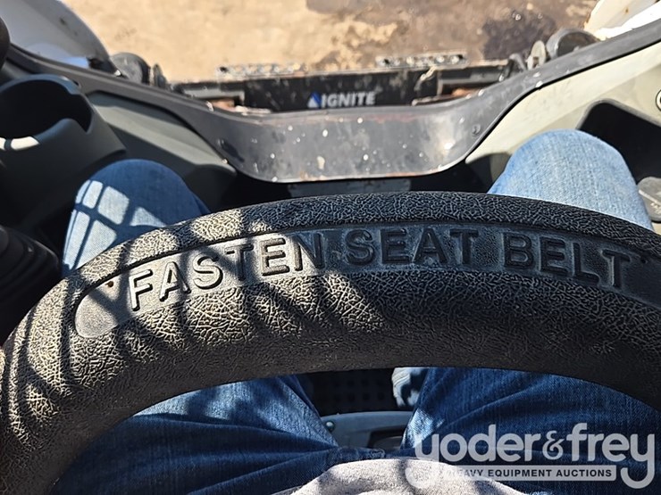 2019-bobcat-t590-image-59