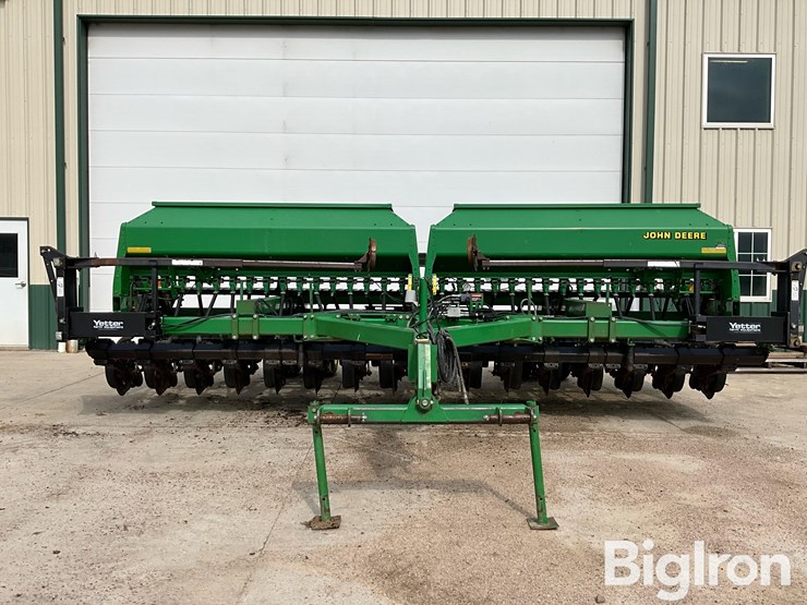 1999-john-deere-1560-image-2