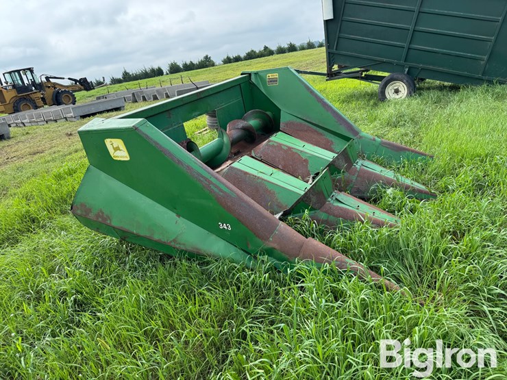 john-deere-343-image-4