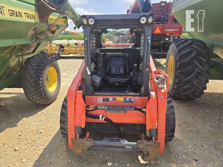 kubota-ssv75-image-2