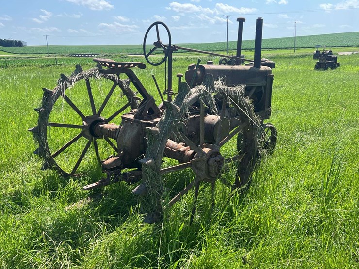 john-deere-model-b-image-5