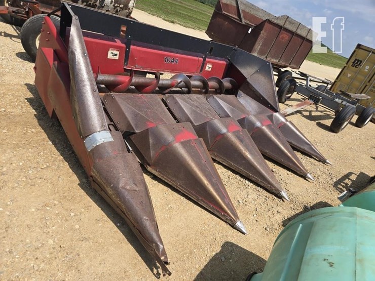 case-ih-1044-image-9