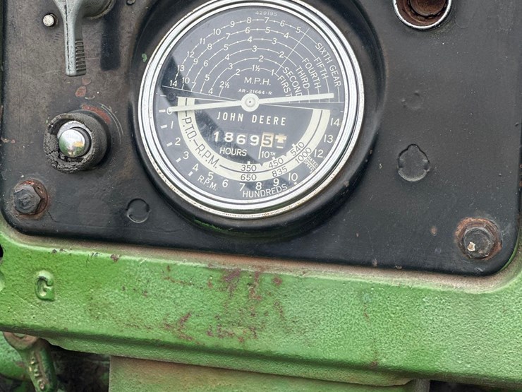 john-deere-630-image-17