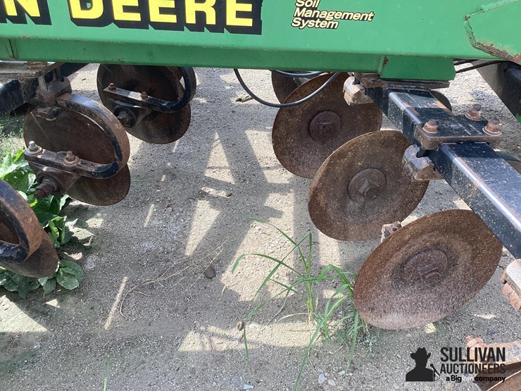 john-deere-2700-image-15