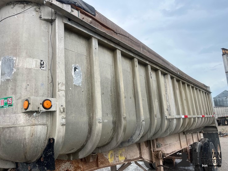1977-fruehauf-trailer-image-18