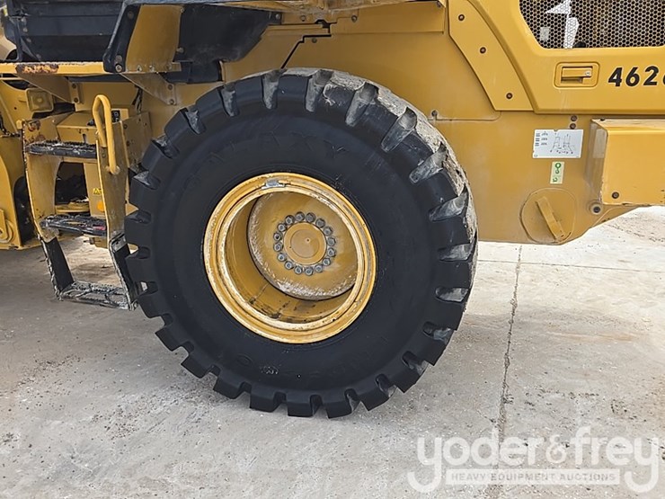 2018-caterpillar-926m-image-10