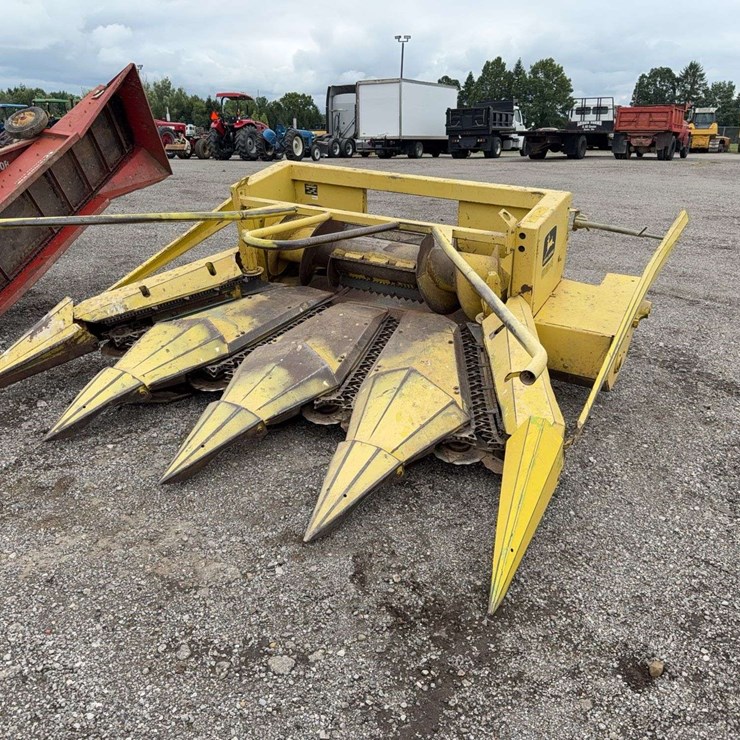 JOHN DEERE 664