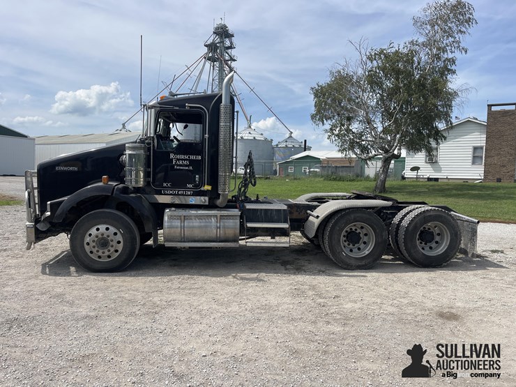 2011-kenworth-t800-image-8