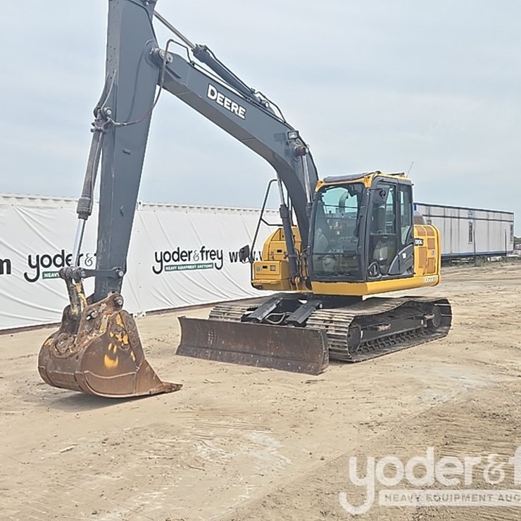 2022 DEERE 130G