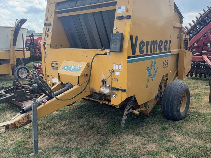 2024-vermeer-605xl-image-2