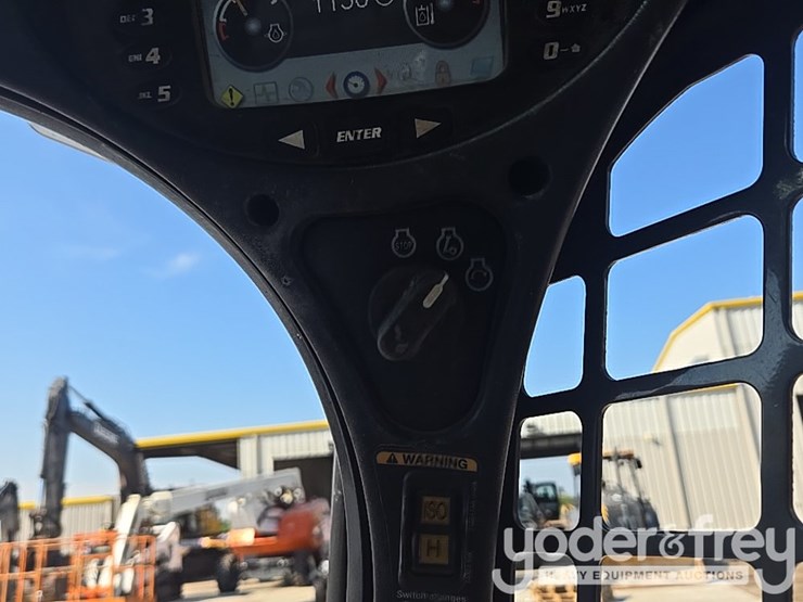 2019-bobcat-t590-image-45