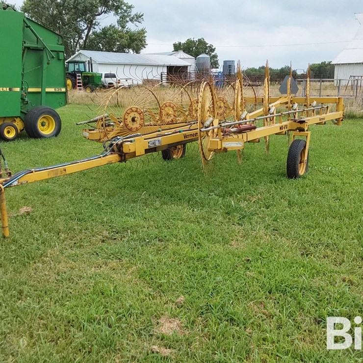 2000 VERMEER WRV10