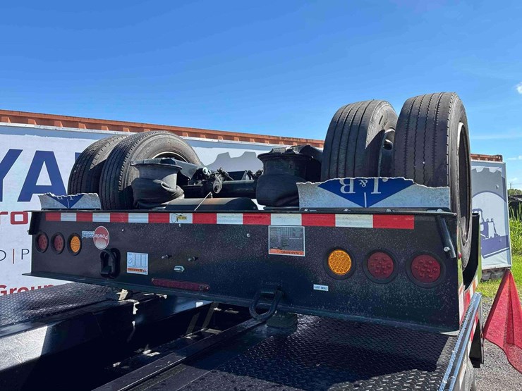 2022-globe-lowboy-image-21