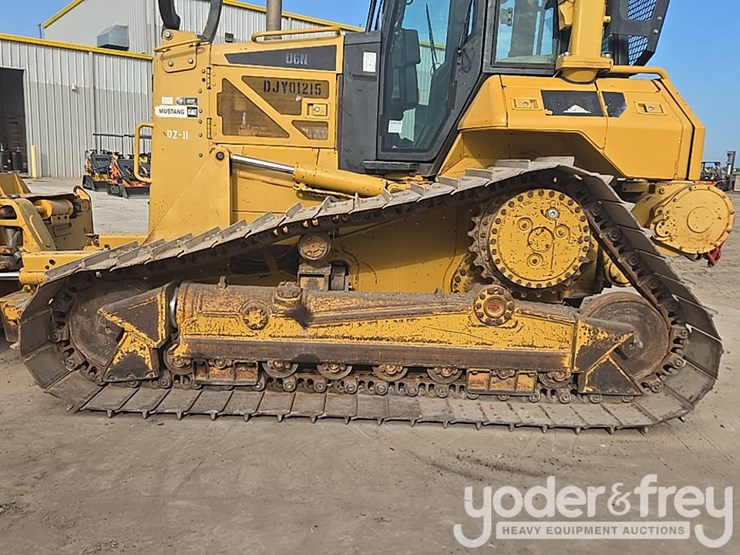 2008-caterpillar-d6n-lgp-image-10