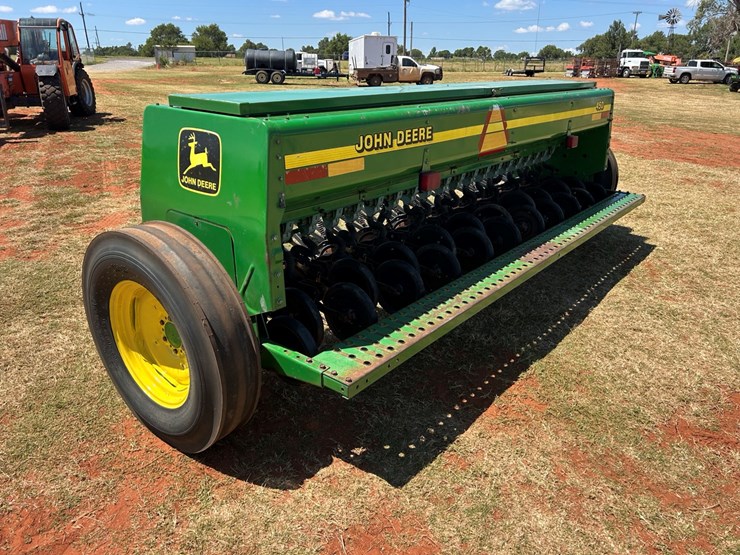 john-deere-450-image-7