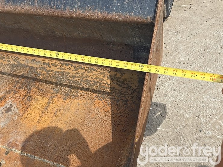 2022-caterpillar-259d3-image-12