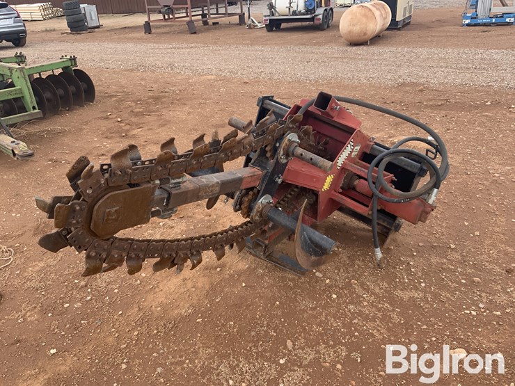 braintree-165436-trencher-w/skid-steer-mounts-image-1