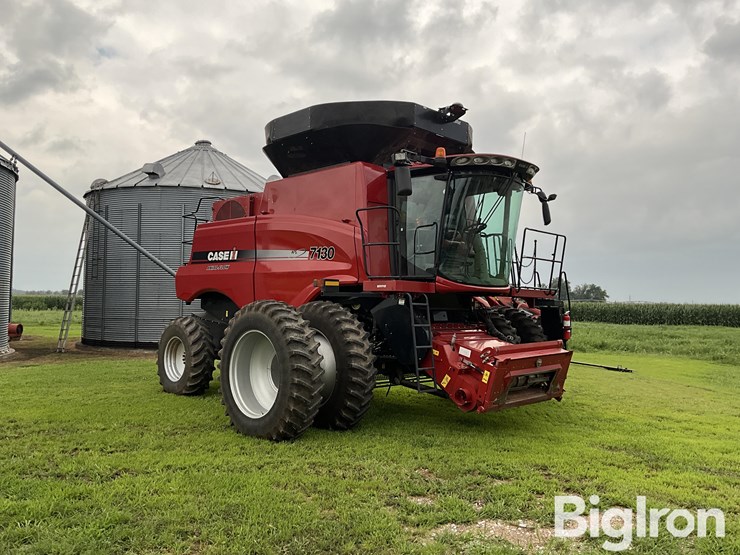 2013-case-ih-7130-image-3