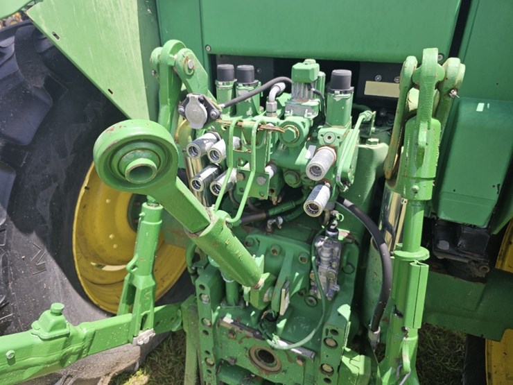 john-deere-6420-image-6