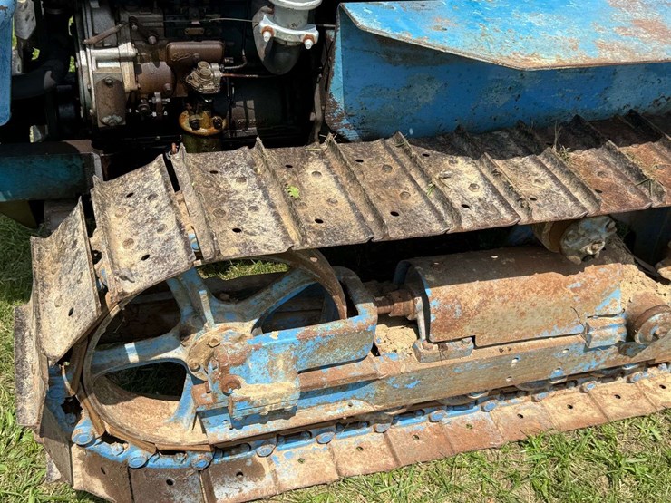 fordson-dexta-image-14