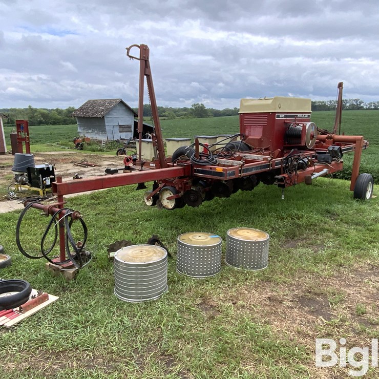 1984 CASE IH 800