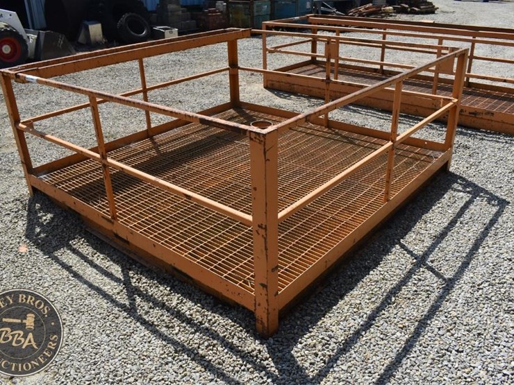 platform/basket-steel-man-basket-44071-image-2