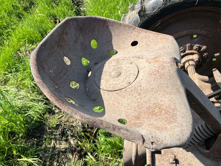 john-deere-h-image-43