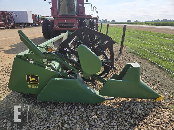 john-deere-920f-image-9