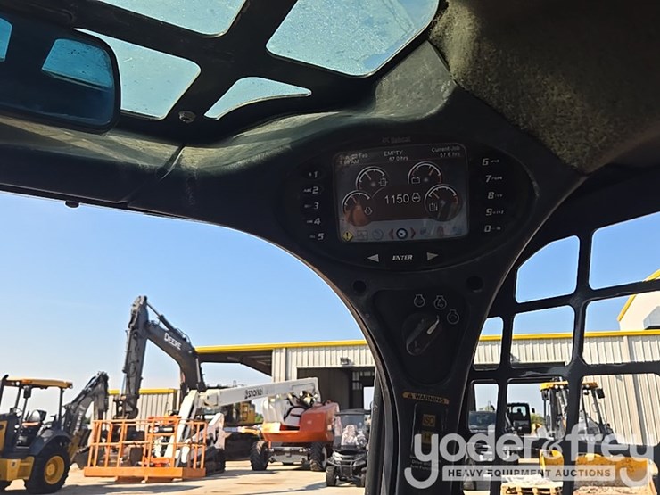 2019-bobcat-t590-image-43