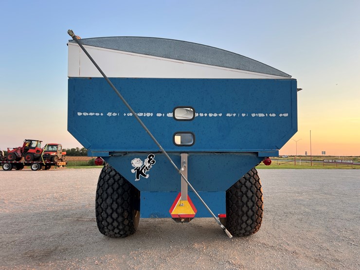 1997-kinze-840-image-8