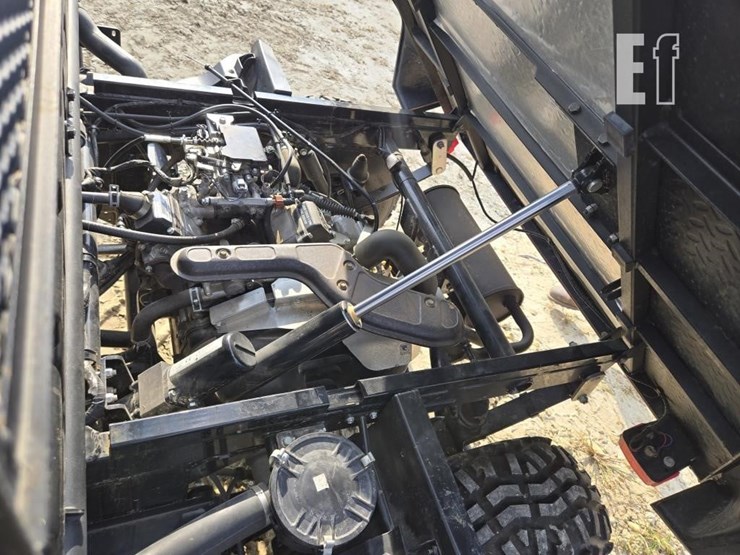 2017-kawasaki-mule-4010-image-13