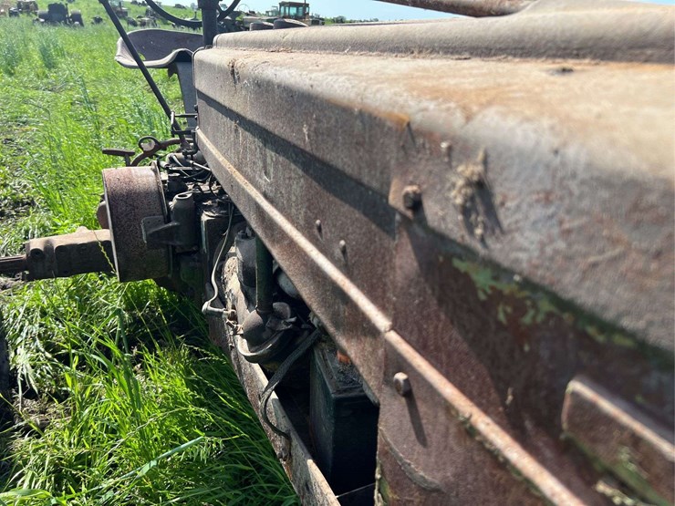 john-deere-h-image-11