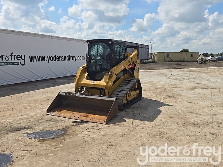 2022-caterpillar-259d3-image-1