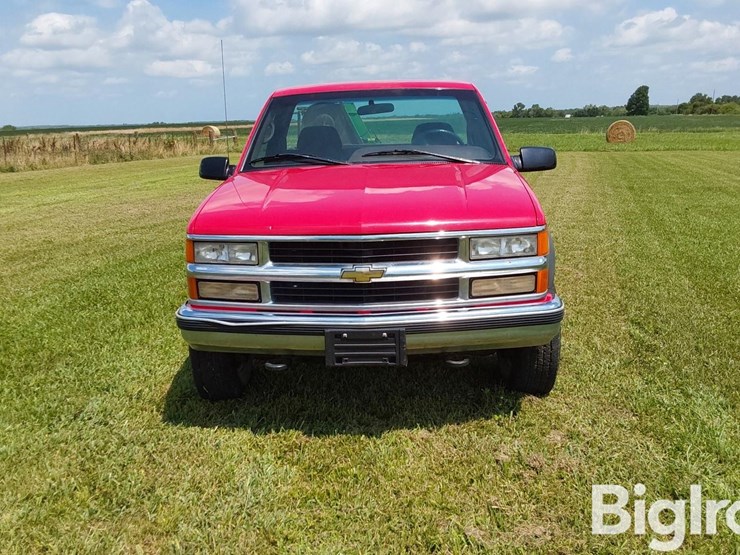 1996-chevrolet-silverado-2500-image-2