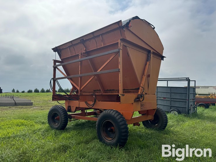 richadton-1200-harvest-wagon-image-8