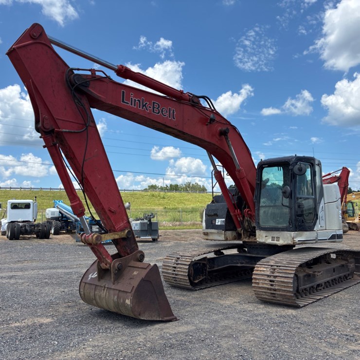 2016 LINK-BELT 235 X3