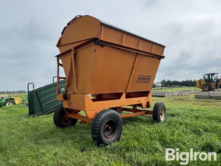 richadton-1200-harvest-wagon-image-6